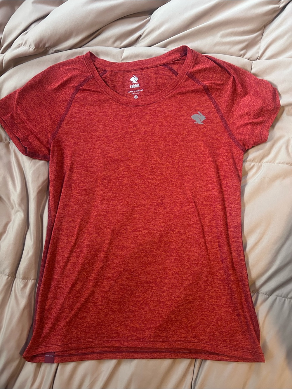 Rabbit Running Heather EZ Tee